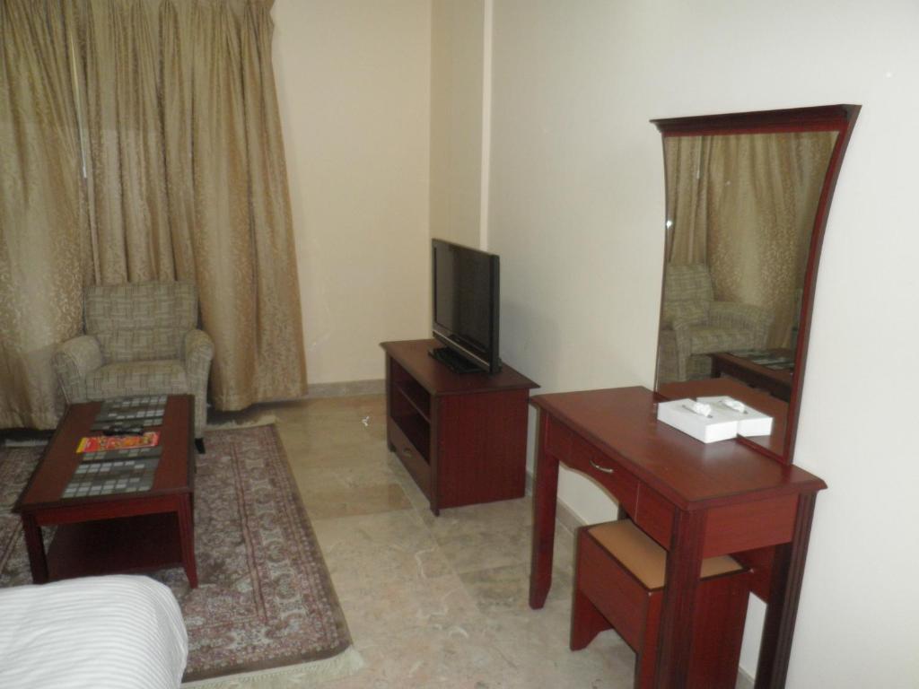Hamasa Plaza Hotel Al Buraimi Room photo